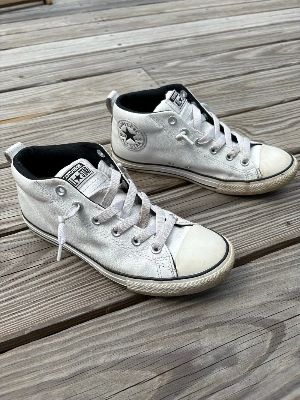 Converse Boys White and Black Leather All Star Low-Top Sneakers Size 6